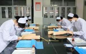 护理毕业论文属于护理综述论文吗 护理专业毕业论文题目参考